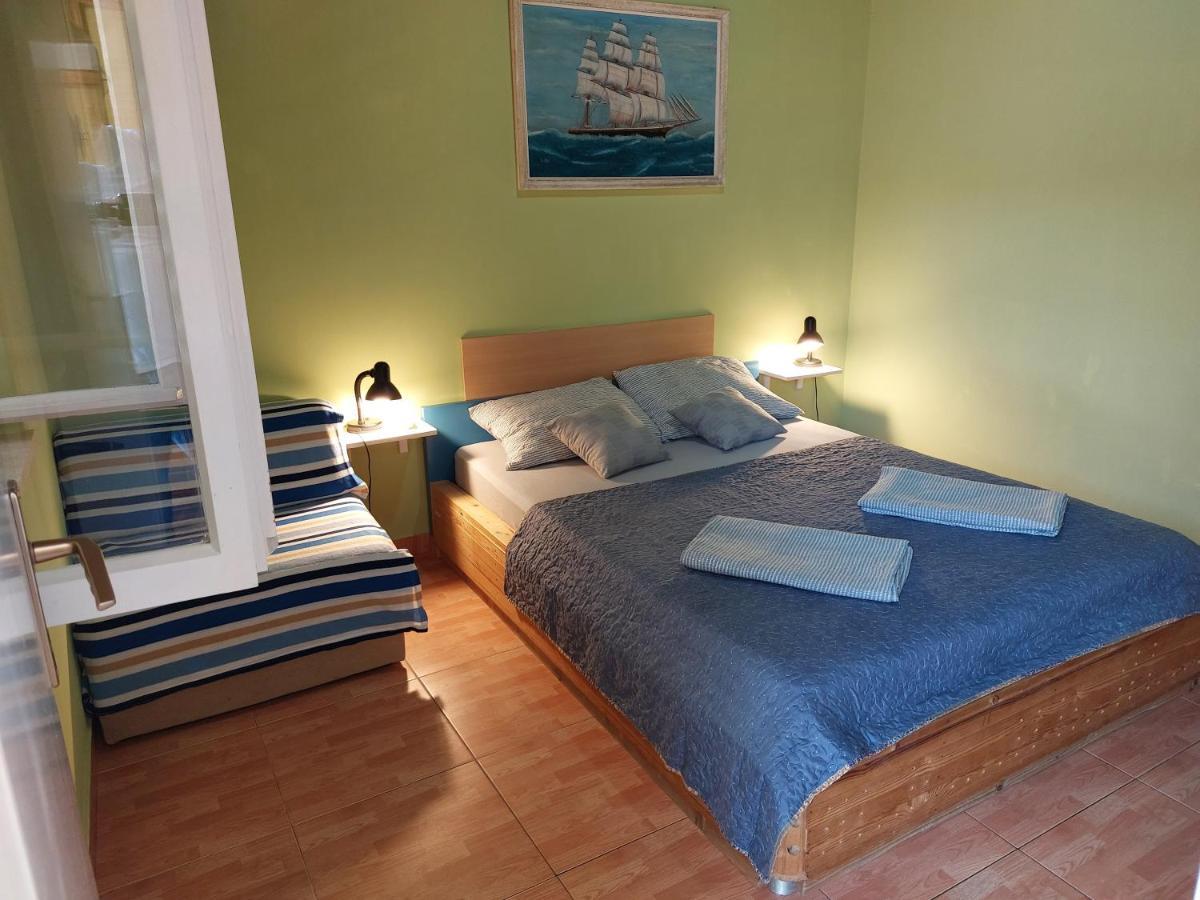 Apartmani Luka Baška Voda Esterno foto