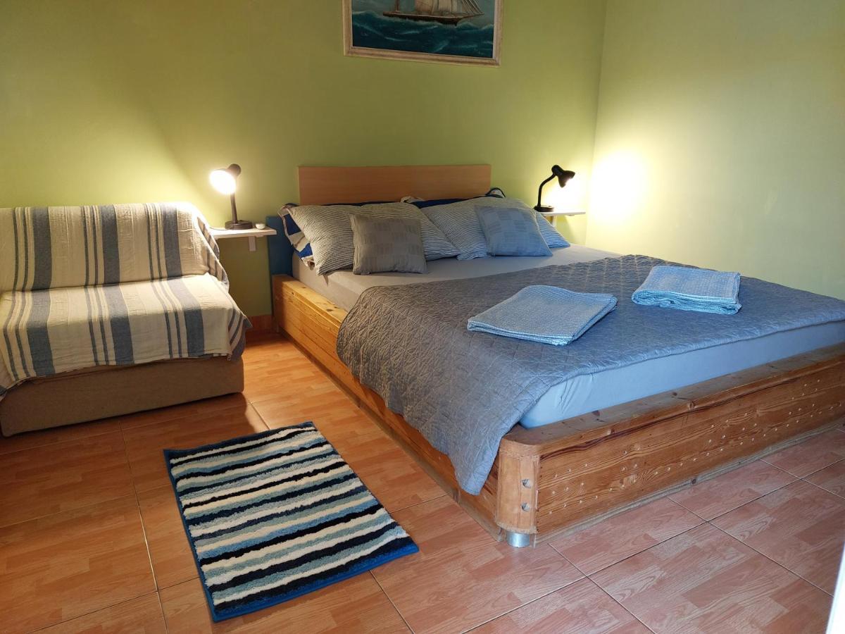 Apartmani Luka Baška Voda Esterno foto