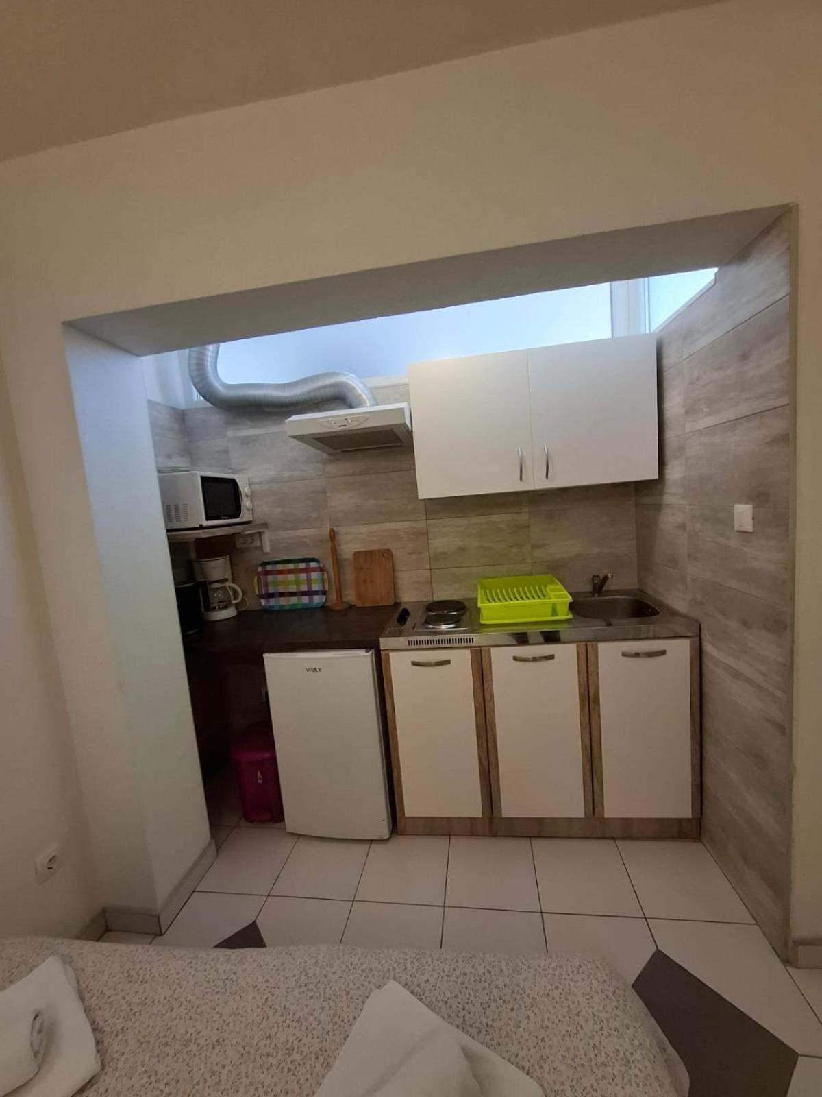 Apartmani Luka Baška Voda Esterno foto